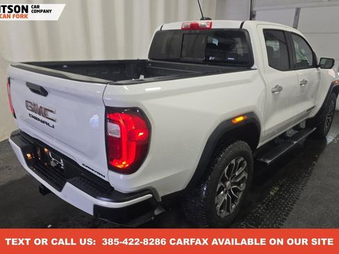 Used 2023 GMC Canyon Denali image 11