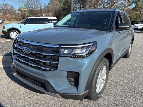 New 2026 Ford Explorer Active image 4