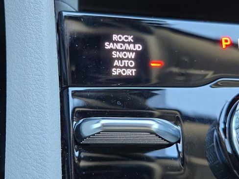 Used 2022 Jeep Grand Cherokee Overland image 25