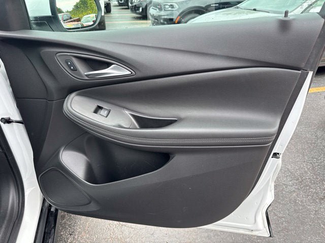 Used 2024 Buick Encore GX Sport Touring AWD/4WD image 24