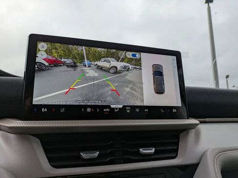 New 2026 Ford Explorer Active w/ Active Comfort Package image 23