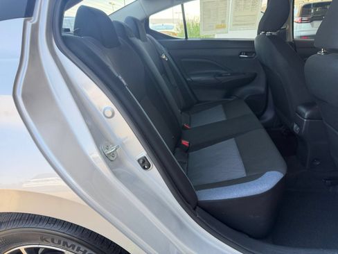 Used 2025 Nissan Versa SV FWD image 39