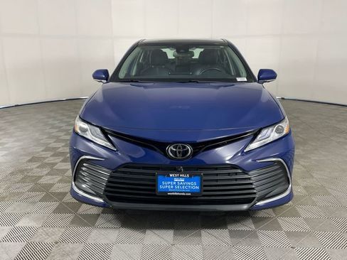 Used 2023 Toyota Camry XLE w/ Navigation Package image 28