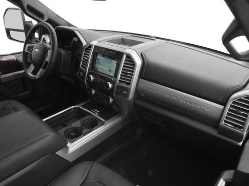 Used 2017 Ford F250 Platinum w/ Platinum Ultimate Package AWD/4WD image 15