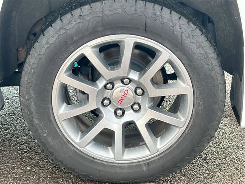 Used 2016 GMC Yukon Denali w/ Open Road Package image 14