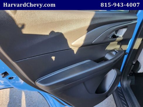 Used 2024 Chevrolet TrailBlazer LT w/ Convenience Package image 35