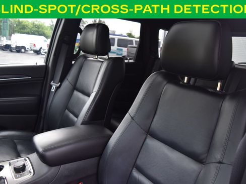 Used 2021 Jeep Grand Cherokee Limited AWD/4WD image 18