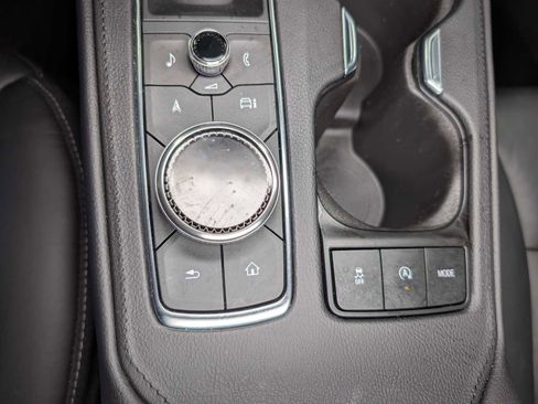 Certified 2024 Cadillac XT4 Premium Luxury w/ Cold Weather Package AWD/4WD image 28