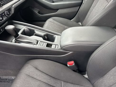 Used 2023 Honda Accord LX image 14