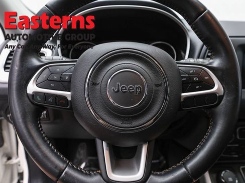 Used 2020 Jeep Compass Latitude w/ Popular Equipment Group AWD/4WD image 10