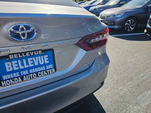 Used 2023 Toyota Camry XLE w/ Navigation Package FWD image 16