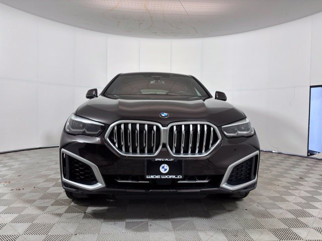 Used 2022 BMW X6 xDrive40i AWD/4WD image 2