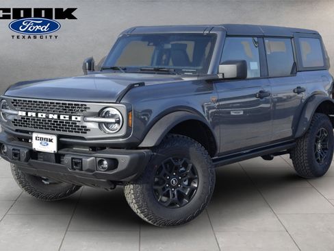 New 2026 Ford Bronco Badlands AWD/4WD image 1