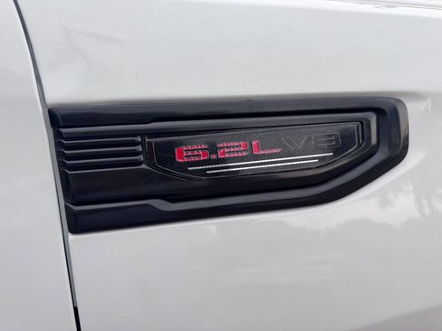 Used 2019 GMC Sierra 1500 Denali w/ Denali Ultimate Package AWD/4WD image 5