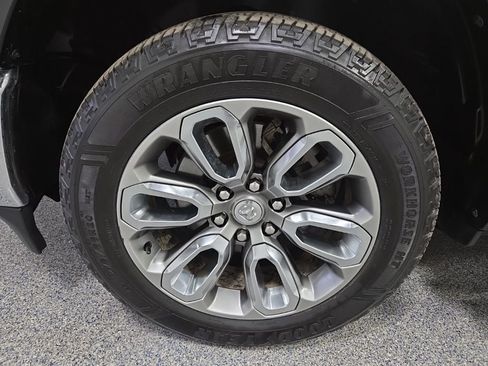 Used 2021 RAM 1500 Laramie image 42