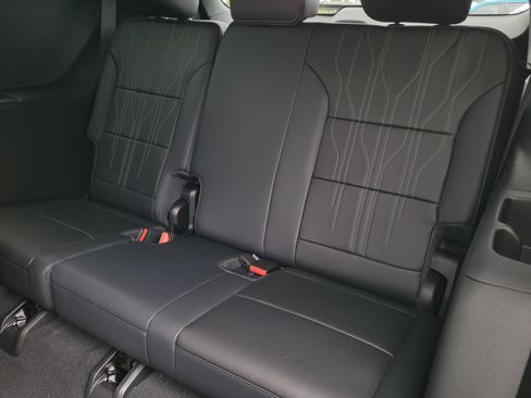 New 2027 Buick Enclave Avenir AWD/4WD image 11