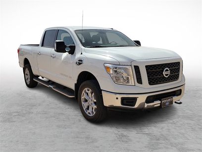 Used 2019 Nissan Titan SV w/ SV Convenience Package