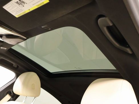 Used 2023 BMW 530i xDrive w/ Convenience Package image 17