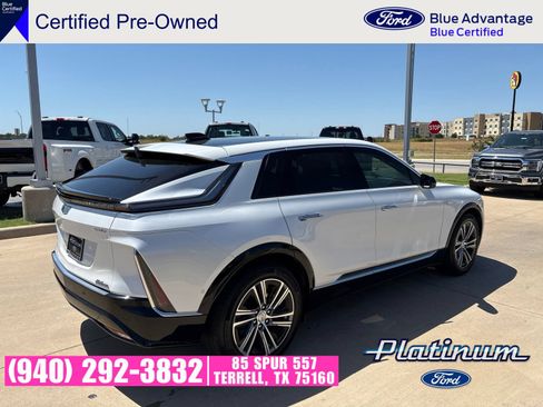Used 2024 Cadillac Lyriq Sport RWD image 6
