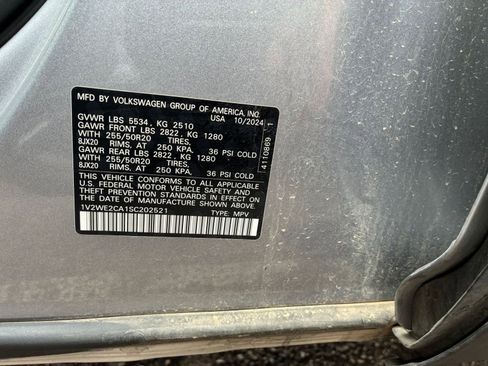 Used 2025 Volkswagen Atlas Cross Sport SE image 15