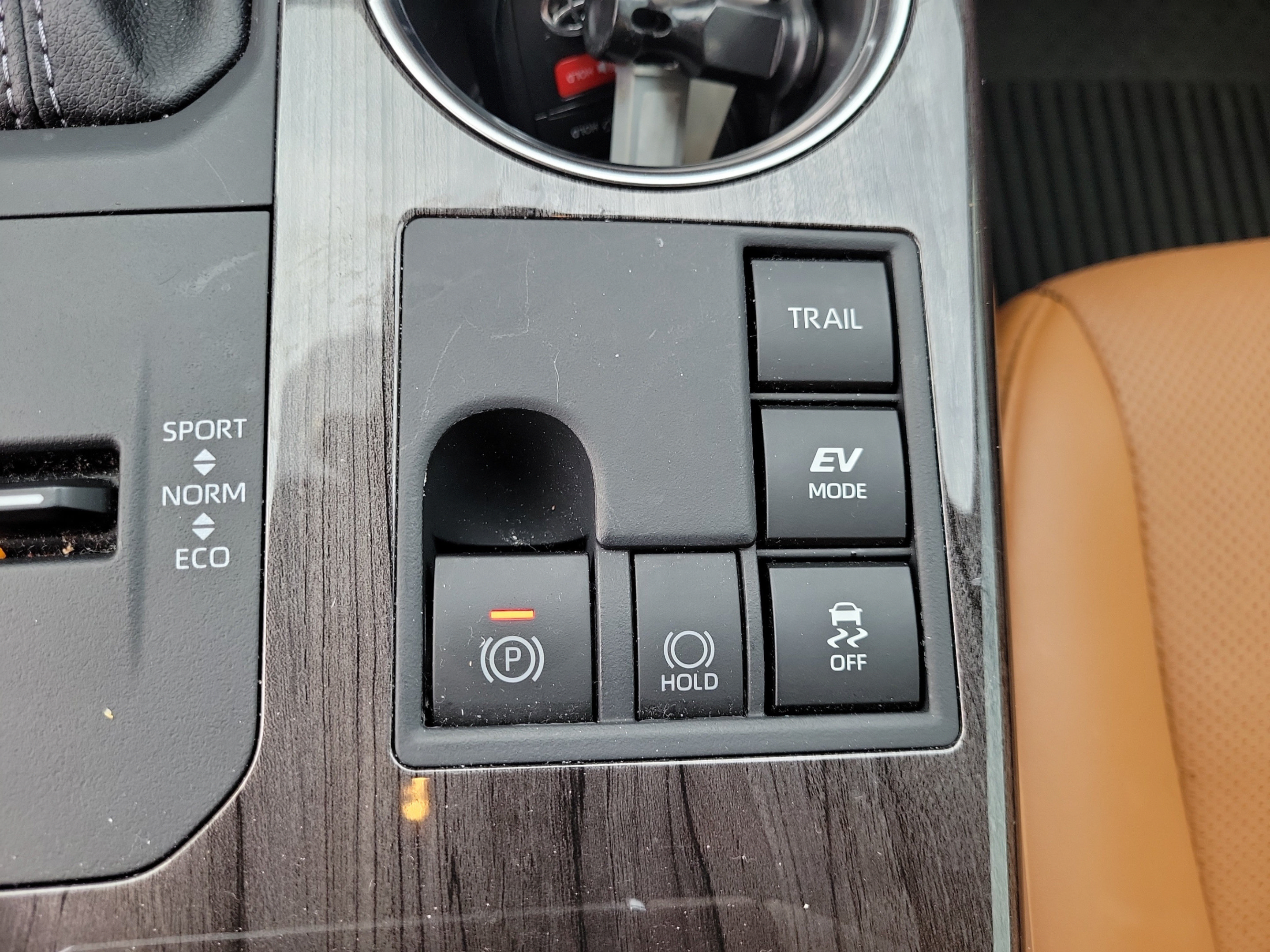 Certified 2026 Toyota Highlander Platinum AWD/4WD image 29