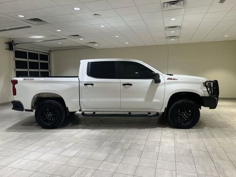 Used 2020 Chevrolet Silverado 1500 LT Trail Boss w/ Convenience Package image 6