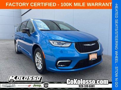 Certified 2026 Chrysler Pacifica Select