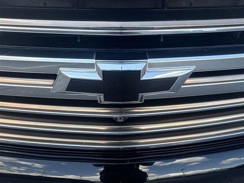 Certified 2023 Chevrolet Tahoe High Country AWD/4WD image 32