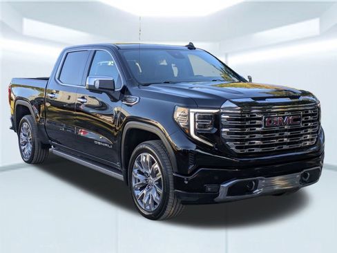 Used 2024 GMC Sierra 1500 Denali w/ Denali Reserve Package image 8