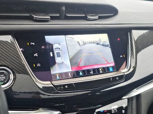 Certified 2024 Cadillac XT6 Sport w/ Technology Package image 37