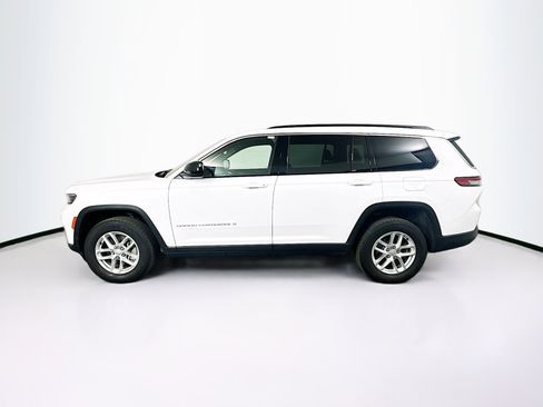 Used 2025 Jeep Grand Cherokee L Laredo image 4