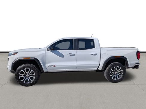 Used 2023 GMC Canyon AT4 w/ AT4 Premium Package image 3