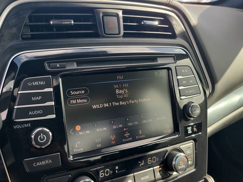 Used 2023 Nissan Maxima SR w/ Sport Mat Group FWD image 21