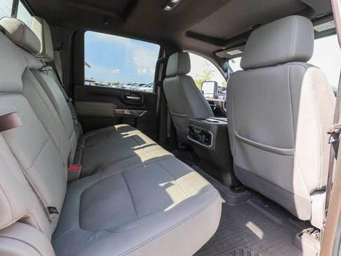 Used 2023 Chevrolet Silverado 2500 LTZ AWD/4WD image 25