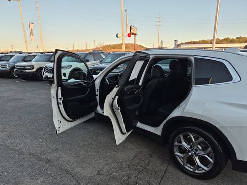 Used 2024 BMW X3 sDrive30i image 15