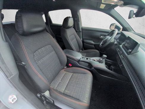 Used 2025 Honda HR-V Sport image 18