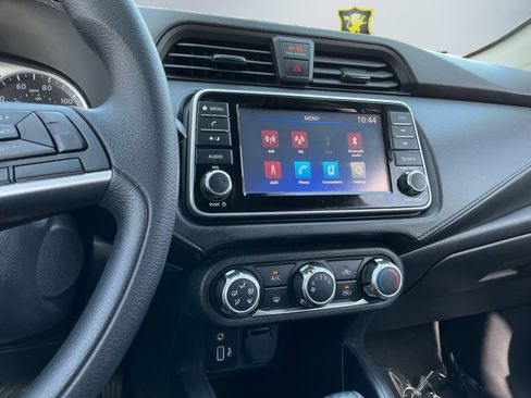 Used 2021 Nissan Versa S image 14