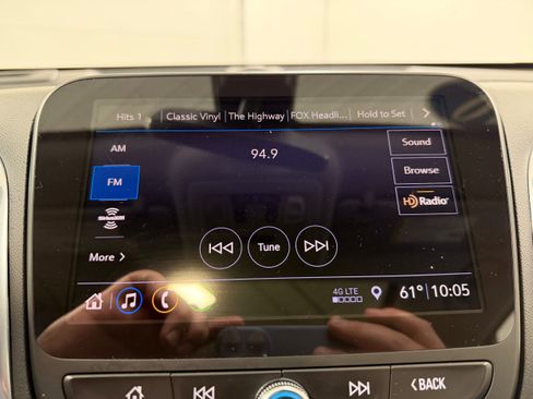 Used 2019 Chevrolet Equinox Premier image 15