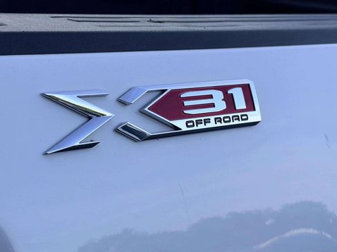 Used 2021 GMC Sierra 3500 4x4 Crew Cab w/ Convenience Package image 7