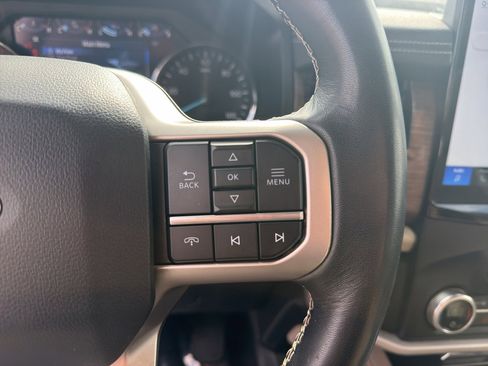 Used 2024 Ford Expedition Max Limited image 25