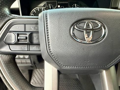 Used 2025 Toyota Tundra SR5 w/ SR5 Convenience Package image 33