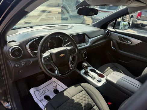 Used 2021 Chevrolet Blazer LT FWD image 16