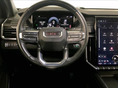 Used 2025 GMC Acadia Elevation AWD/4WD image 5