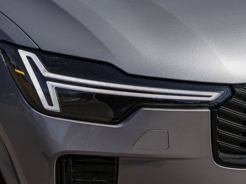 New 2026 Volvo XC90 T8 Ultra w/ Lounge Package AWD/4WD image 15