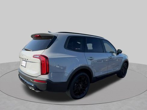 Used 2022 Kia Telluride SX w/ SX Prestige Package AWD/4WD image 10