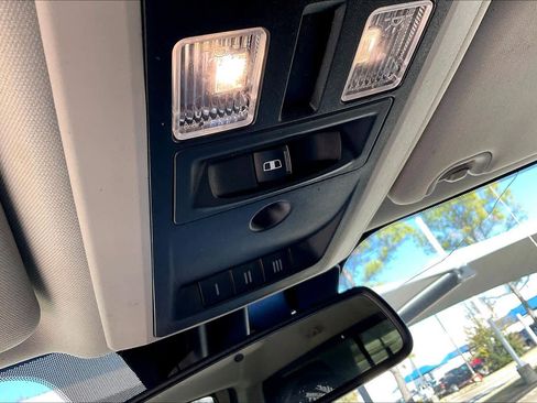 Used 2018 RAM 1500 Laramie w/ Convenience Group image 31