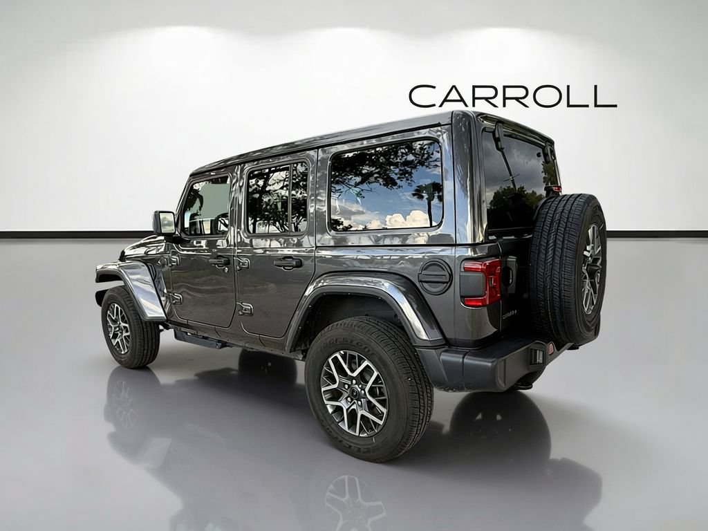 Used 2026 Jeep Wrangler Unlimited Sahara AWD/4WD image 5