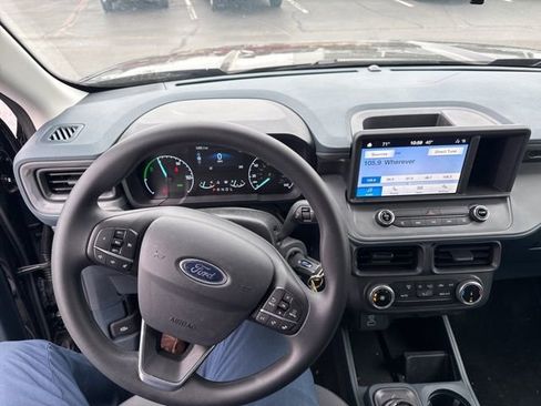 Used 2024 Ford Maverick XL image 19