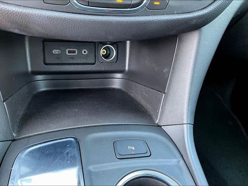 Used 2024 Chevrolet Equinox LT FWD image 15