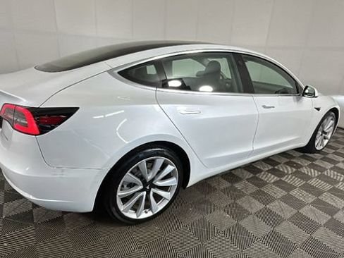 Used 2020 Tesla Model 3 Long Range AWD/4WD image 2